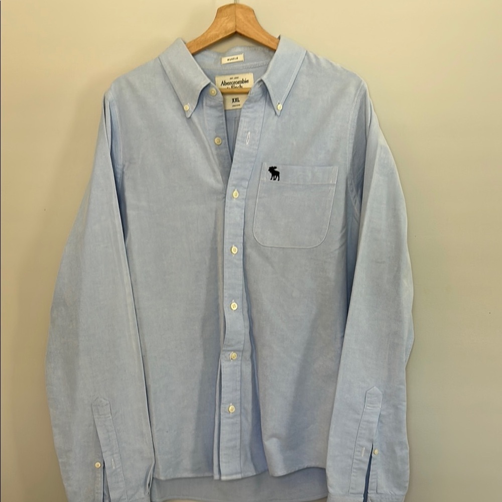 Abercrombie & Fitch 100% Cotton Muscle Button Down Shirt
